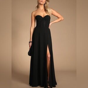 Lulu's Black Strapless Dress